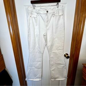 Natural Reflections Ultra Stretch White Boot Cut Jeans